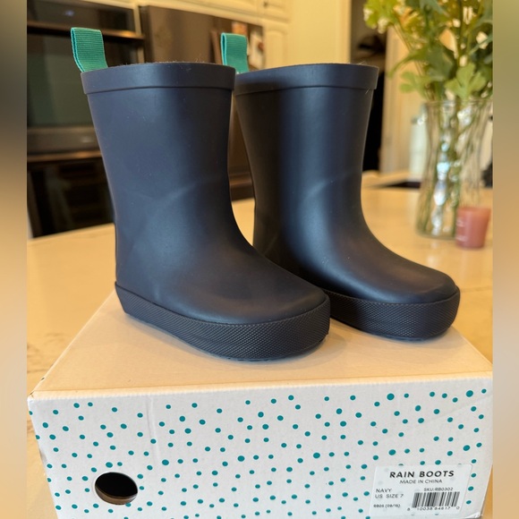 Ten Little Toddler/Kid Rain Boots - Picture 3 of 3